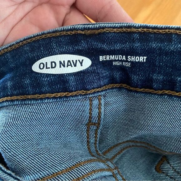 OLD NAVY Size 10 Blue High Rise Bermuda Denim Jean 7” Shorts - Picture 15 of 16